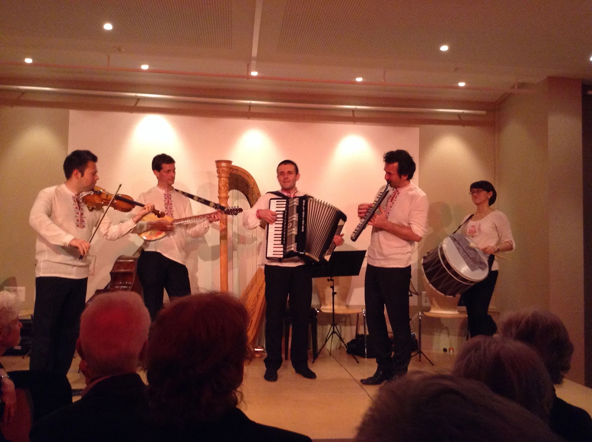 2014 cabaret: 'Ensemble Tri i Dve